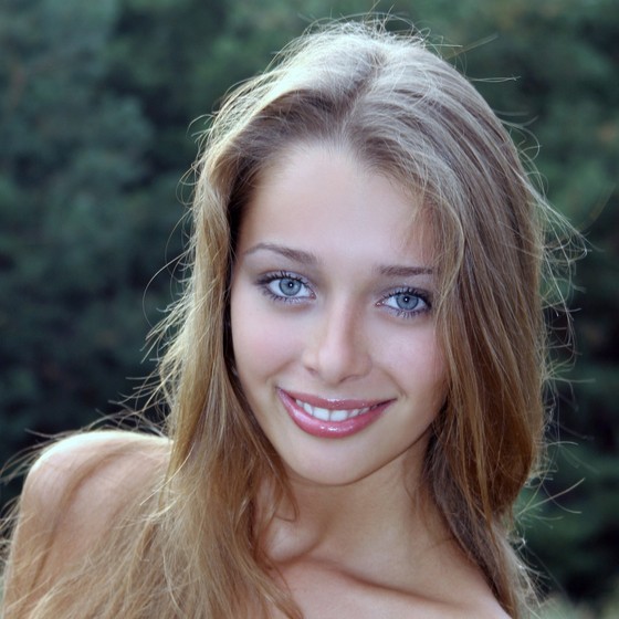 Anna JV aka Anna C aka Julia aka Kristina